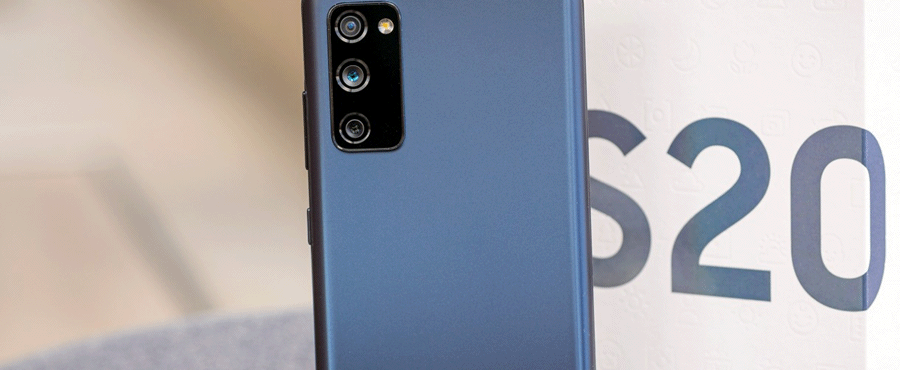 Samsung Galaxy S20 FE - 5G Capacité 128 Go Grade esthétique Très bon état  Couleur Bleu
